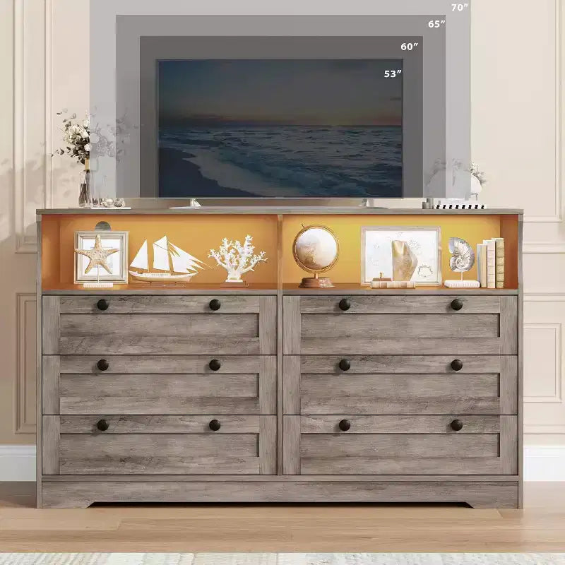 Cassettiera a 6 cassetti con LED e ciabatta elettrica, Comò e cassettiere con armadietto contenitore per camera da letto, Mobile TV in legno largo 55 cm