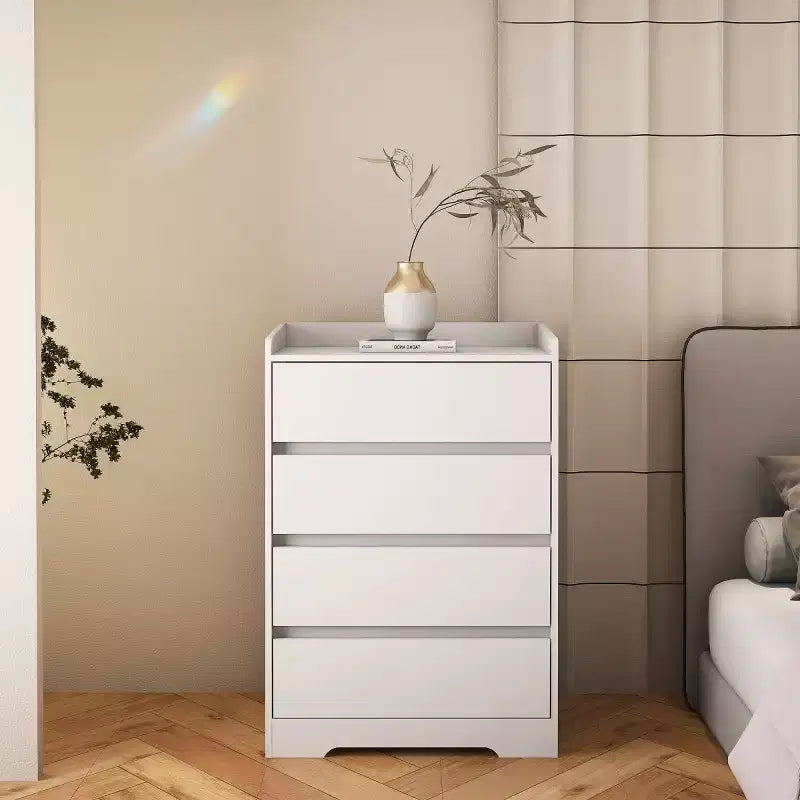 Comò moderno a 4 cassetti per camera da letto, cassettiera verticale dal design senza maniglie, armadietto contenitore per soggiorno, ingresso o ufficio